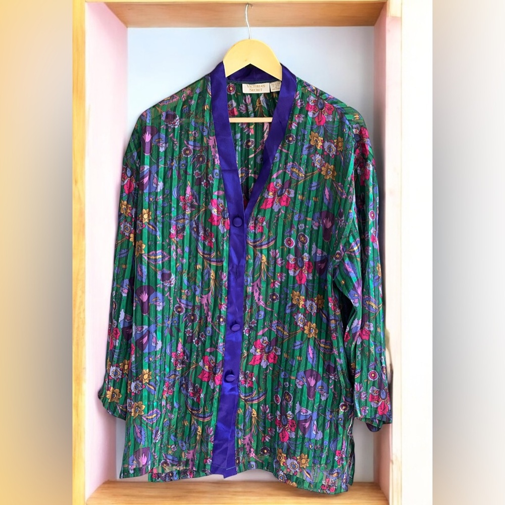 Victoria’s Secret Floral print Vintage Gold Label PJ Night Shirt  Top